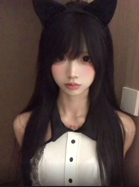 抖音38万粉丝擦边少萝网红恋爱绝缘体大尺度收费私拍福利视频流出